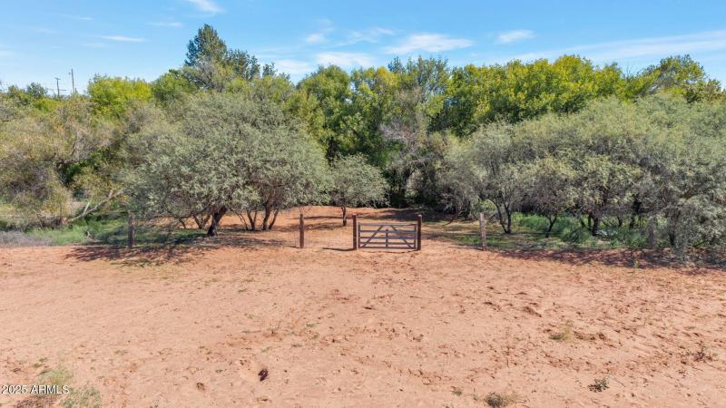 11-web-or-mls-QP--12