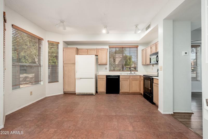 2875 W Highland St UNIT 1103 - 12