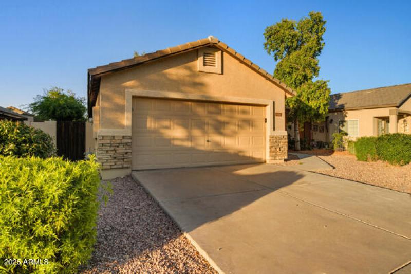 134042348176710395_134042348153016966_DS