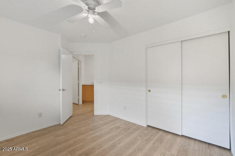 134042348182557814_134042348155383796_DS