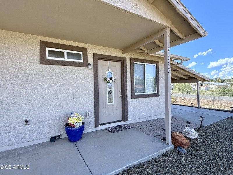 02 Front Covered Patio