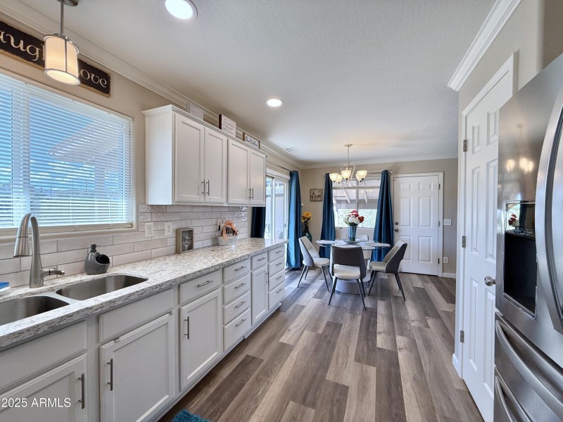 19 Kitchen Dining