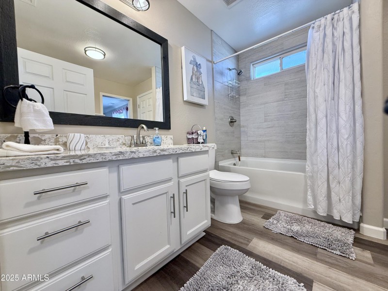 27 Bathrooom