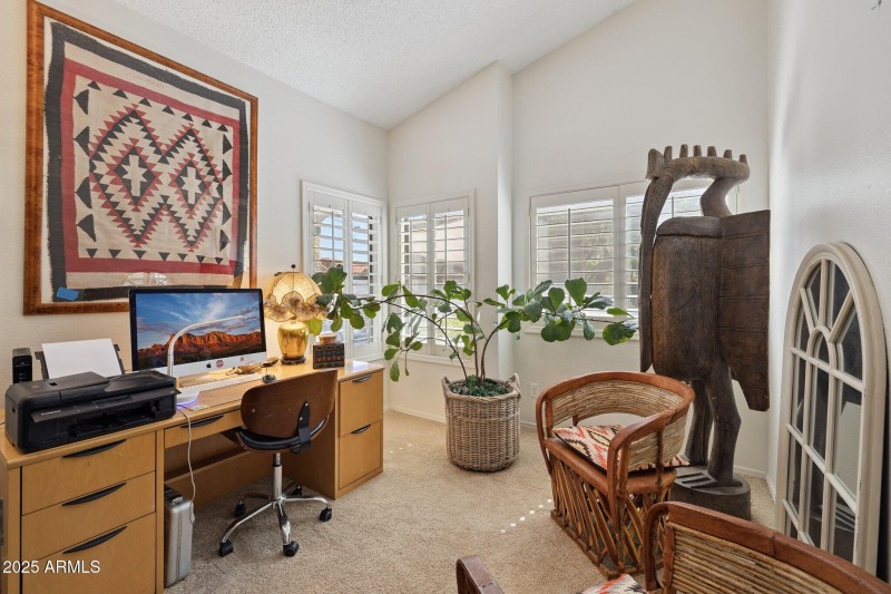 20-web-or-mls-8853-e-charter-oak-dr