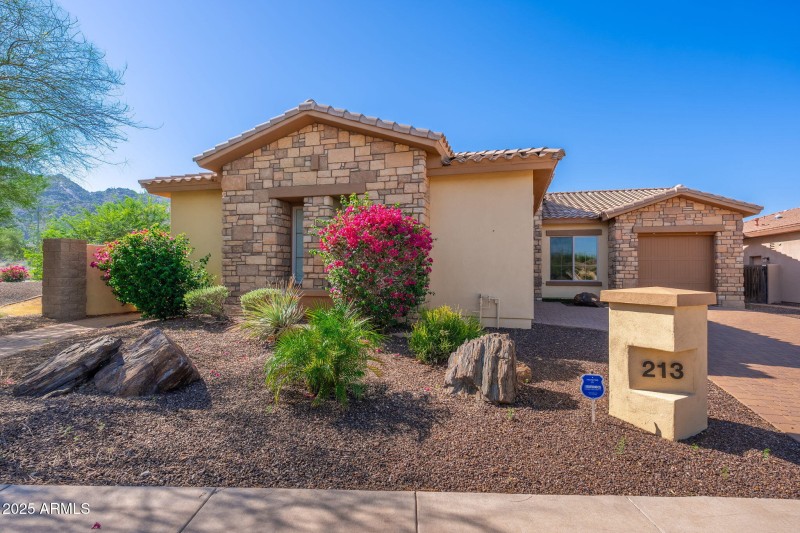 213 E Summerside Rd - 02