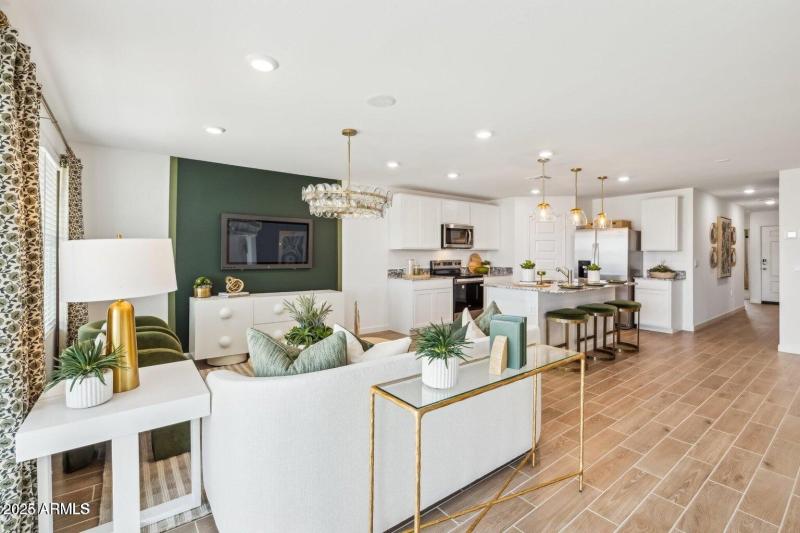 Easton Great Room, Kitchen, Model Pic