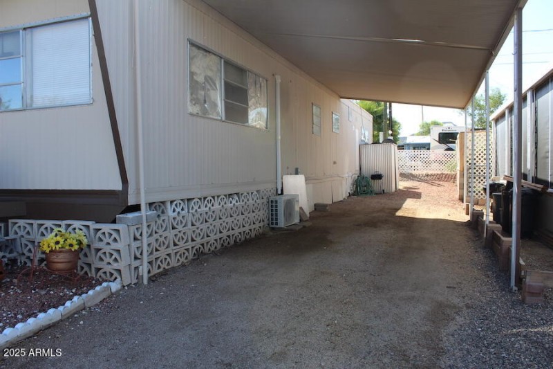 Carport