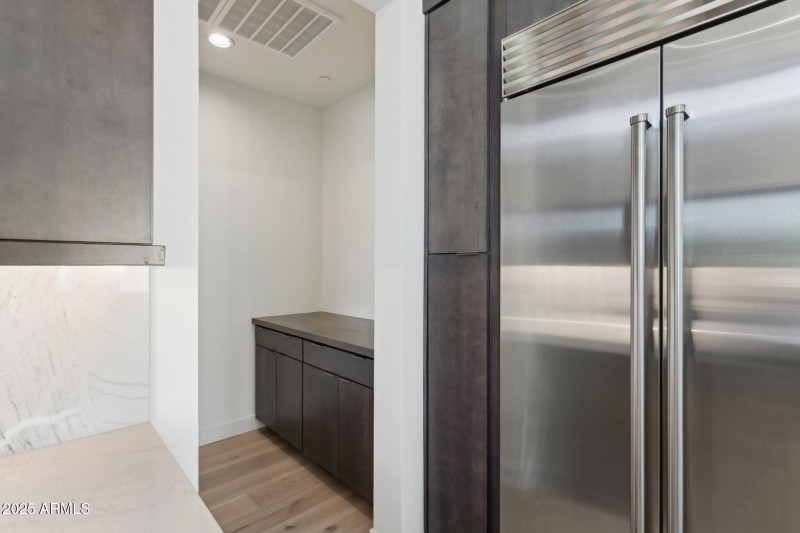 16-web-or-mls-35097-n-83rd-pl