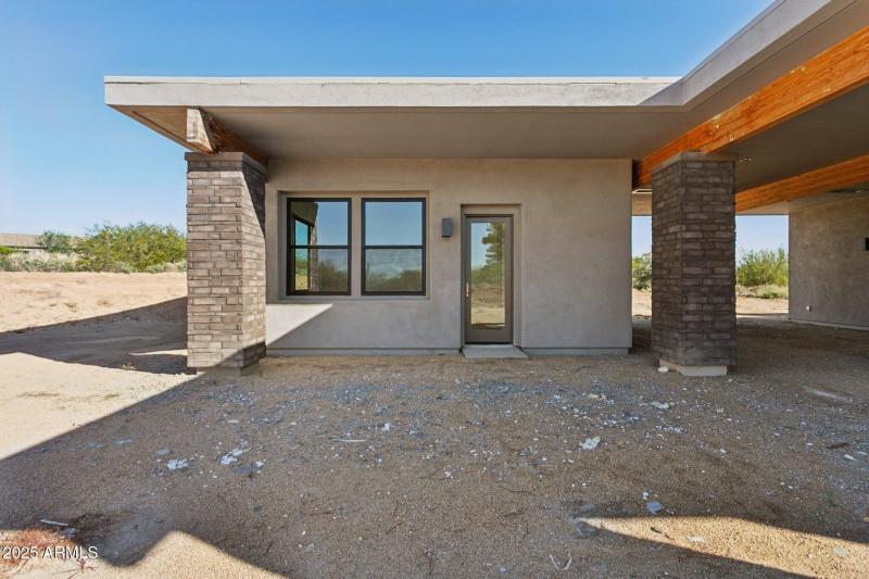 55-web-or-mls-35097-n-83rd-pl