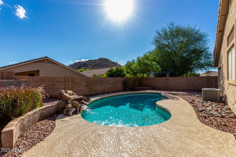 28 Hillview