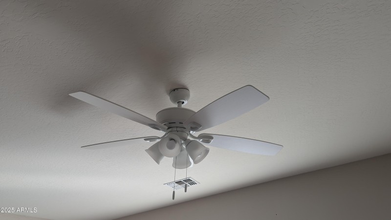 PXL_20251006_213729700.MP