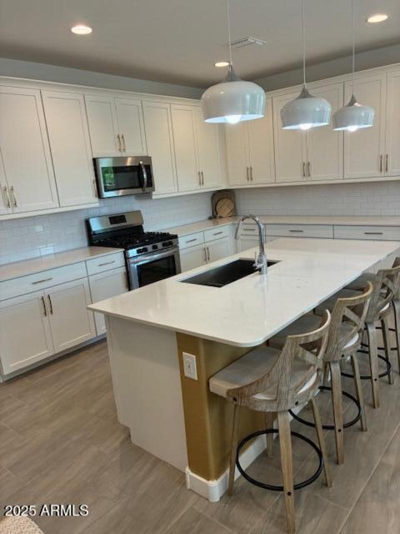 AH kitchen 3