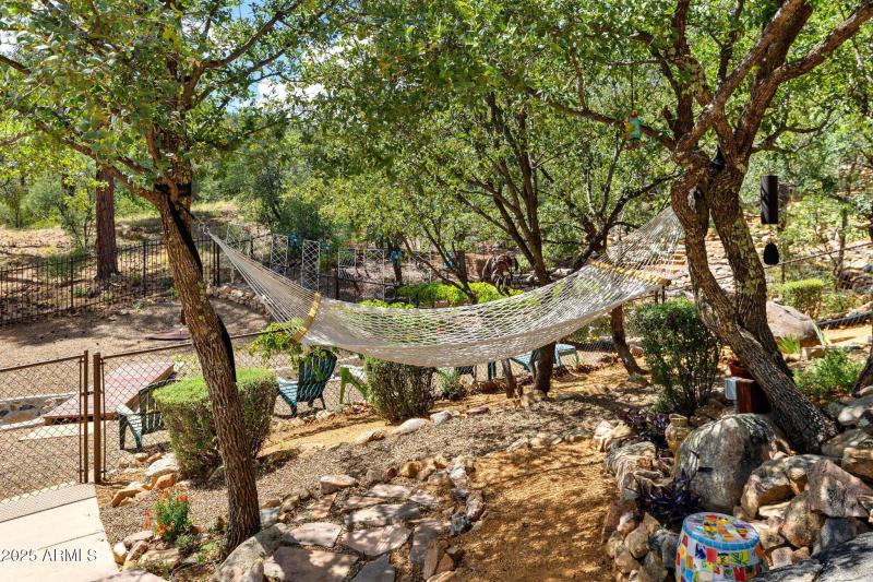 53-Hammock