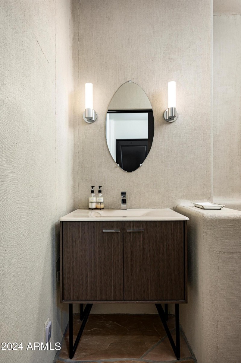 Powder Room 2