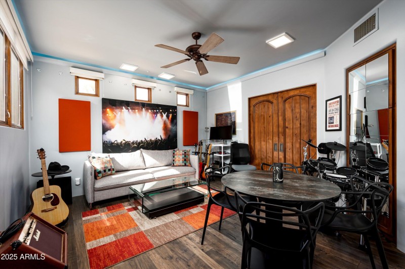 Casita bedroom 1