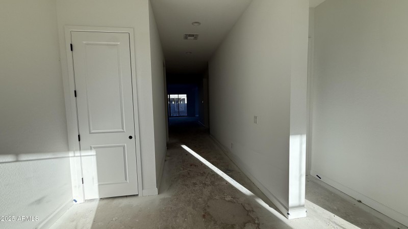 02 - Foyer