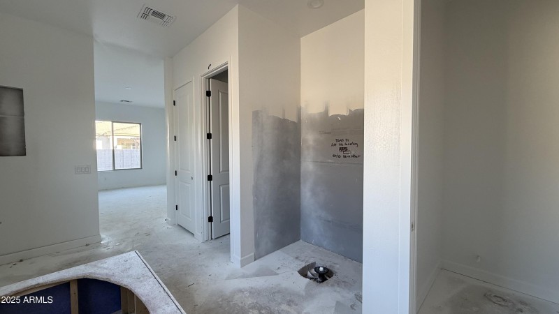 017 - Owner's Bathroom