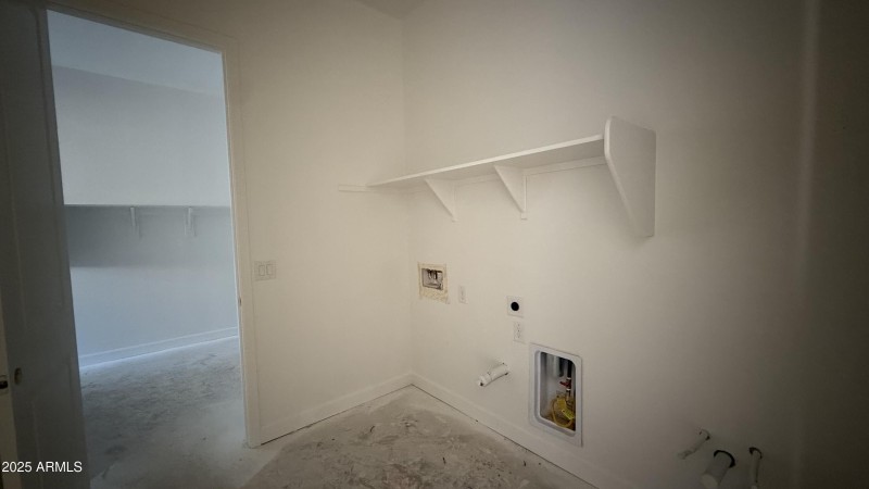 019 - Laundry Room