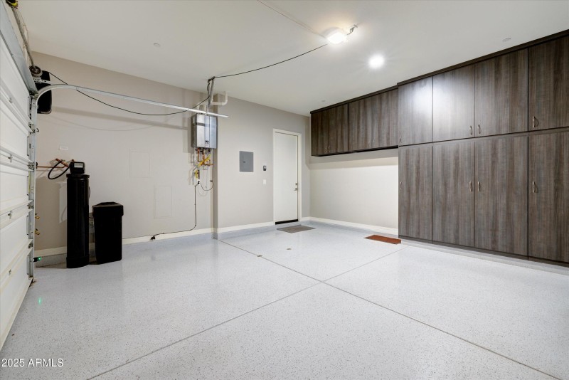 2-Car Garage