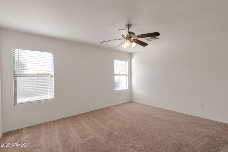 12-web-or-mls-QP-5884