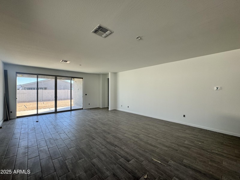 010 Greatroom