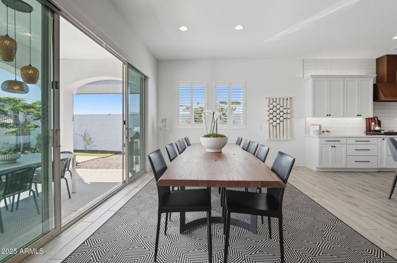 18-web-or-mls-1837 E Villa Linda Dr Phoe