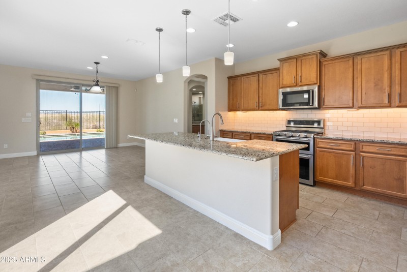 20344 N Wagner Wash Dr-6