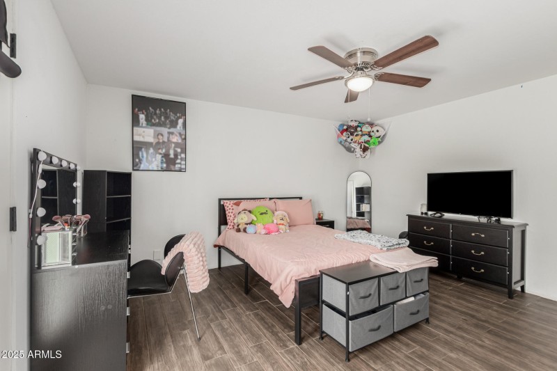19 - Griswold 3701