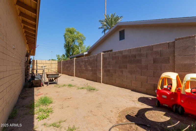 Sideyard