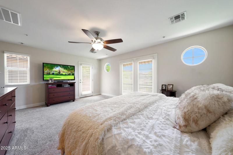 Mainbedroom