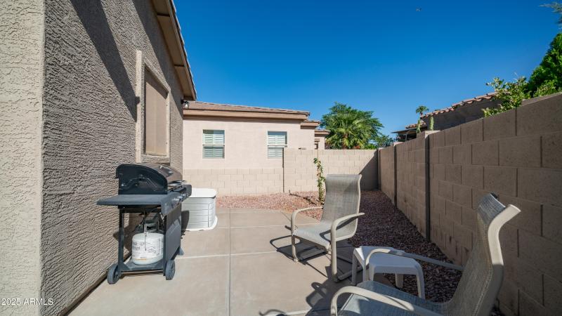 5809 E Leland St Exterior Photos-5