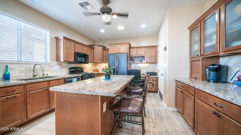 5809 E Leland St Exterior Photos-15