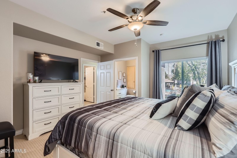 7401 W Arrowhead Clubhouse DR 2045 - MLS