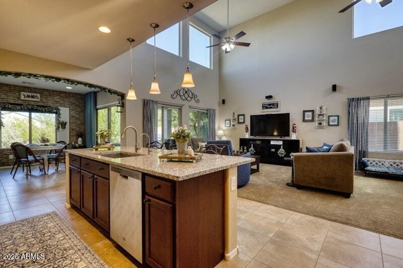 Veronica - 5682 W Admiral Way (19 of 82