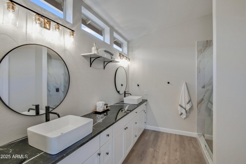 Stunning Master Bath