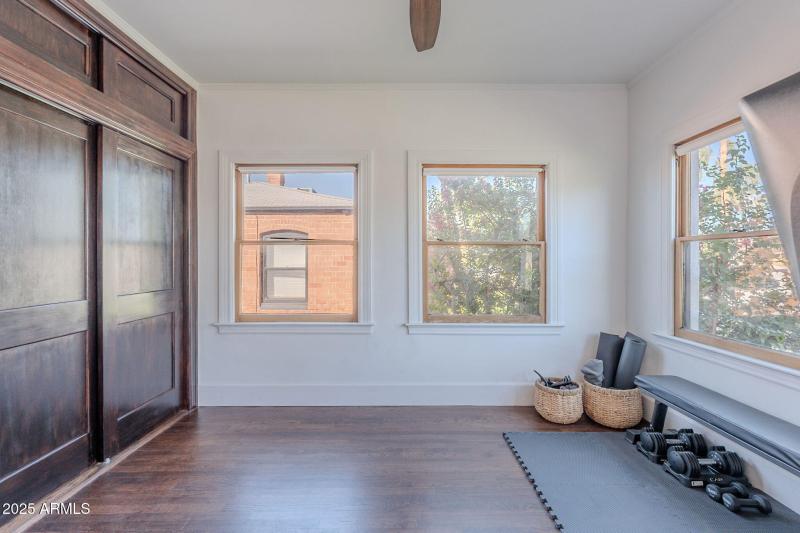 25-web-or-mls-Latham-25