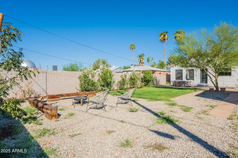 30-web-or-mls-Latham-30