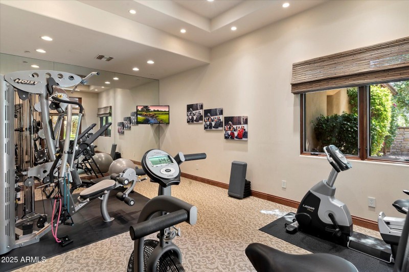 GYM
