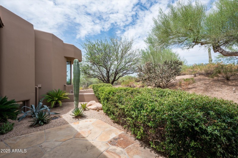 Side patio