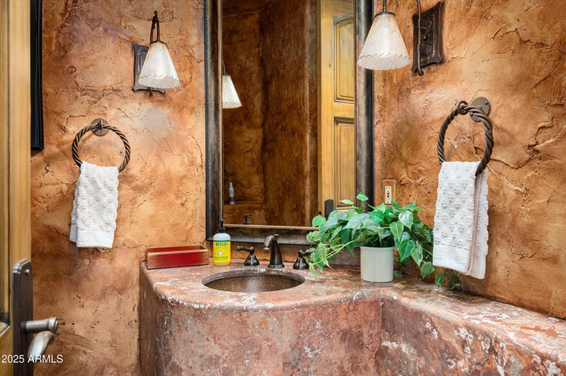 Powder room