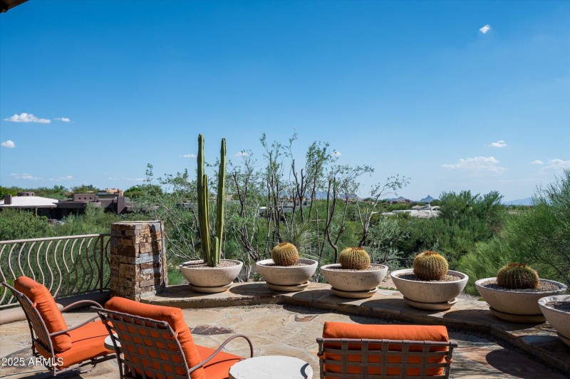Sun patio
