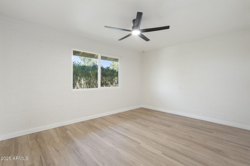 18-web-or-mls-Photo Oct 04 2025, 1 52 40