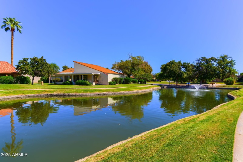 021__Manor_397