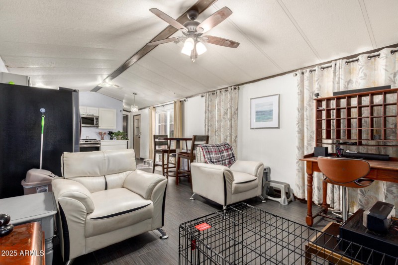 08 Broadway 129