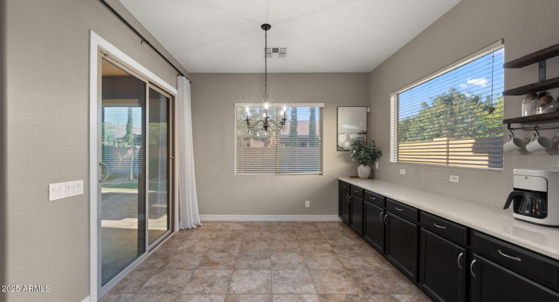 17-web-or-mls-Great Room9