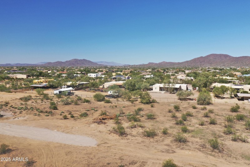 89DEADE6100038BE96F33B0FDAB9521D 2