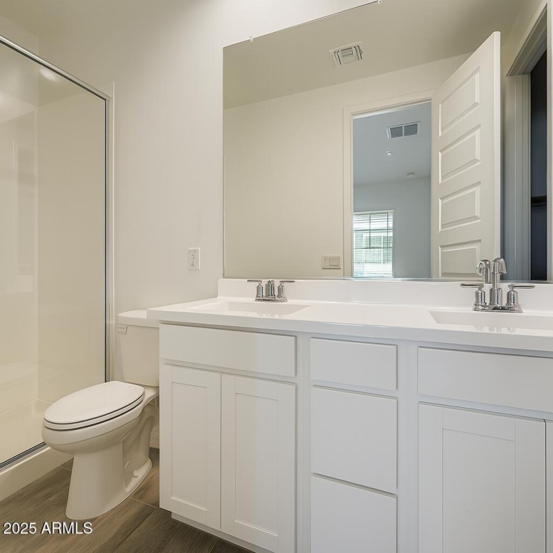 Owners Bath