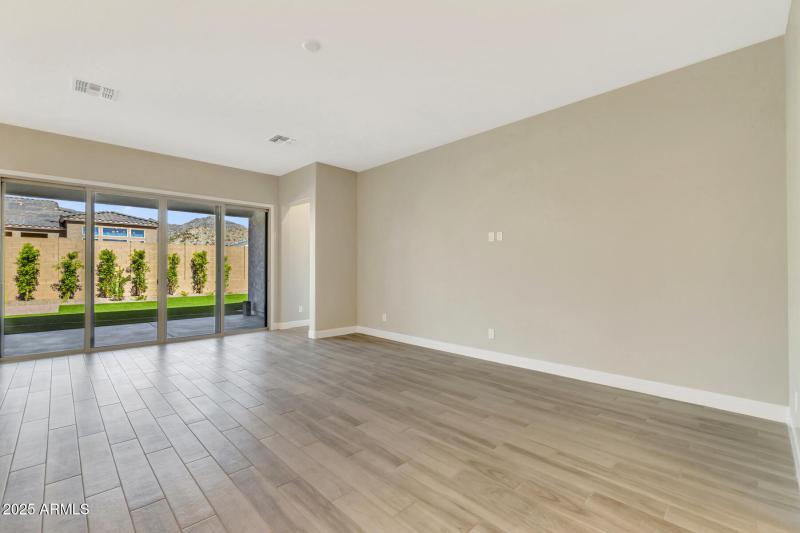 Homesite319-002