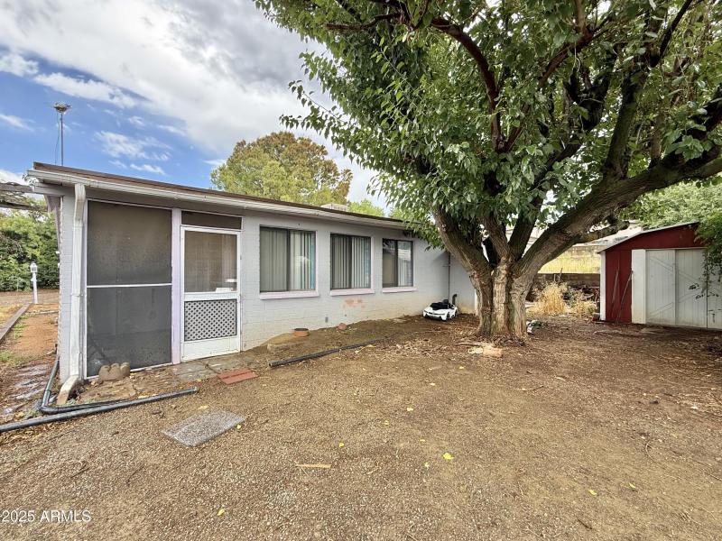 2-Rear porch - entry