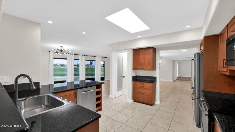 18-web-or-mls-P1177083